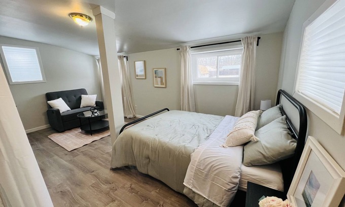 Crawfordsville House | Cozy Crawfordsville Home