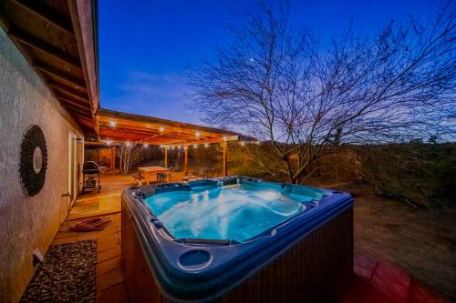 Joshua Tree House | Cozy desert retreat with amazing views only 4 miles to JTNP