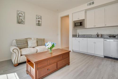 Victorville Apartment | Cozy Desert Sanctuary 9 Mi to Mojave Narrows Park!