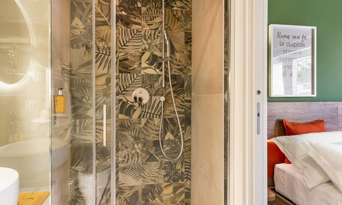 Tuscolano Apartment | Cozy Double Room in Elegant Apartment near Colli Albani