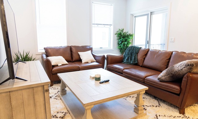 Over-the-Rhine Condo | Cozy Downtown Loft: 2BR condo w/AC, WiFi, Balcony & Free 2-car parking.