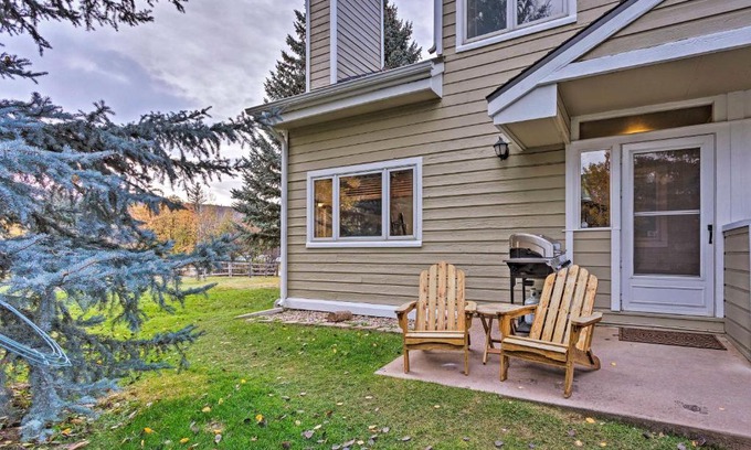 Edwards House | Cozy Edwards Townhome 6 Mi to Beaver Creek!