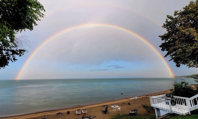 Carsonville House | Cozy Fall Getaway with 100 Feet of Private Beachfront Access on Lake Huron