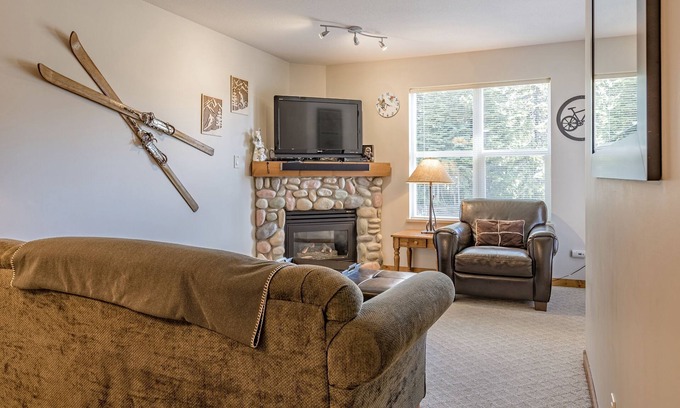 Silver Star Mountain Condo | Cozy ground floor Creekside Condo, pet friendly, shared hot tub, close to trails