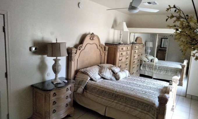 Tucson House | Cozy Guest House by the park in charming Tucson