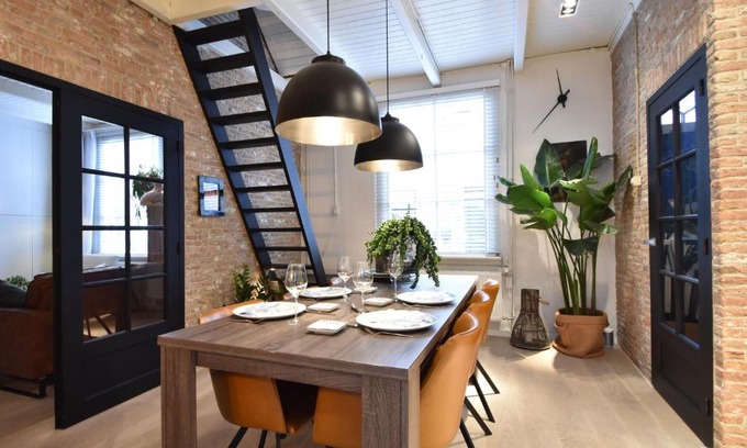 Brouwershaven House | Cozy Holiday Home in Brouwershaven on Dutch Coast