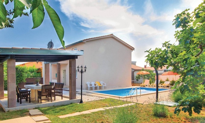Skatari House | Cozy home in Pula with kitchen