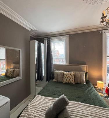 Belfast House | Cozy House Great Location