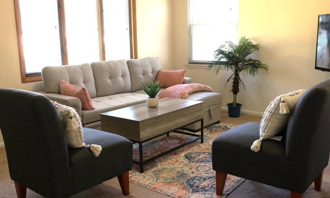 Columbus House | Cozy house w/easy access to downtown, airport, parks & more.