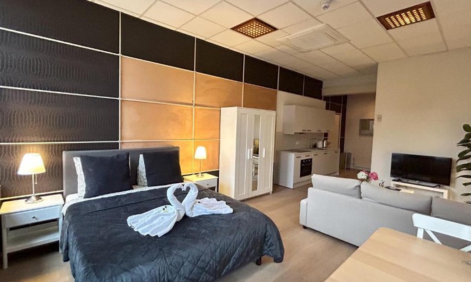 Dordrecht Apartment | Cozy independent Studio S2, City Centre Dordrecht