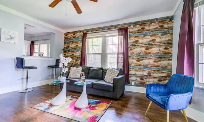 Decatur House | Cozy King bed and Queen Sofa bed Apt HOT TUB n