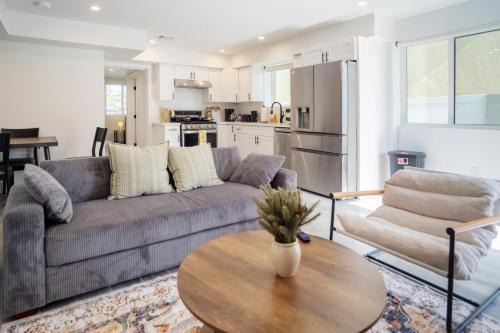 Downtown Los Angeles House | Cozy LA Retreat Near USC Steps to Koreatown & Downtown