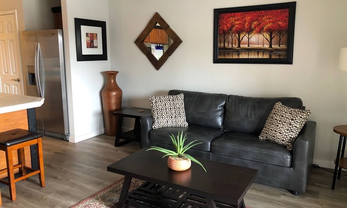 Village of Four Seasons Condo | Cozy Lakefront Condo for a Couples Getaway