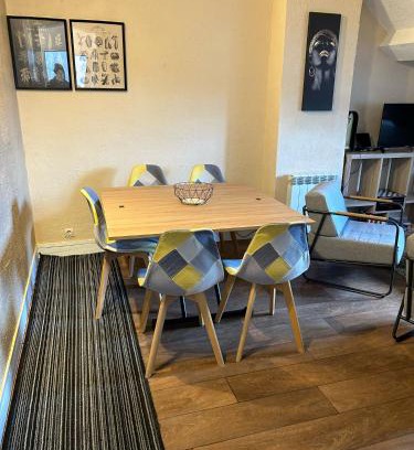 Nemours Apartment | Cozy Loft - Proche Gare - Nemours