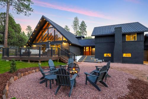 Strawberry Ski Chalet | Cozy Modern Chalet in Strawberry