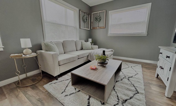 Northeast Pensacola House | Cozy Pensacola Getaway Home