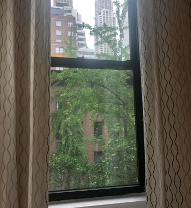 Midtown East Apartment | Cozy place in midtown NYC