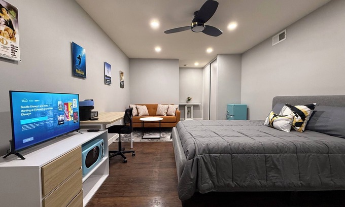 Duarte Apartment | Cozy private entrance studio w/Golf Course View