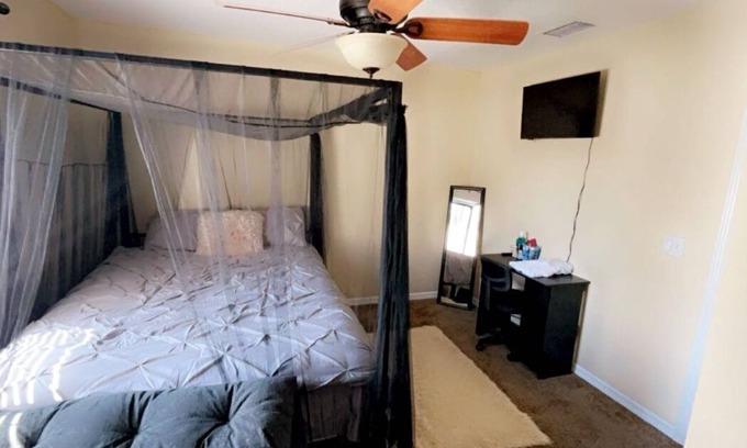 Riverview House | Cozy Private Room in Riverview Fl