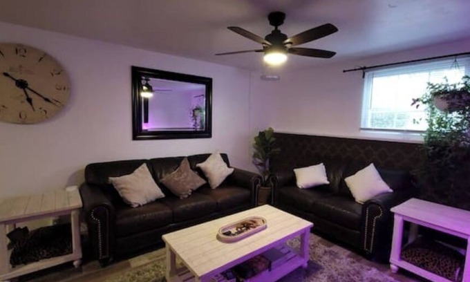 Georgetown House | Cozy private suite close to The University Of Notre Dame