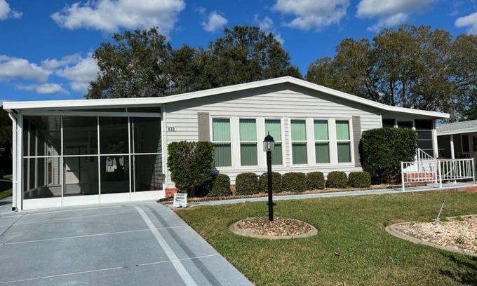 The Villages House | Cozy ranch in historical area of the villages