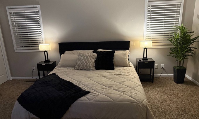 Ankeny House | Cozy Retreat in the Heart of Ankeny