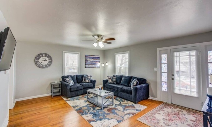 East Colorado Springs House | Cozy Retreat Near Pikes Peak & Downtown