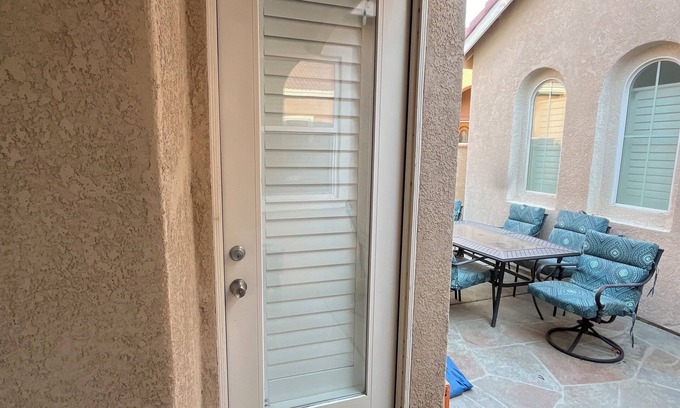 Indio House | Cozy Retreat: Your Home Away from Home