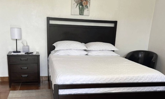 Homestead Apartment | Cozy Room C