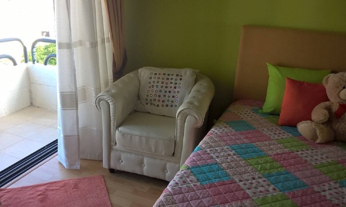 Se Nova Apartment | Cozy room with balcony in Celas