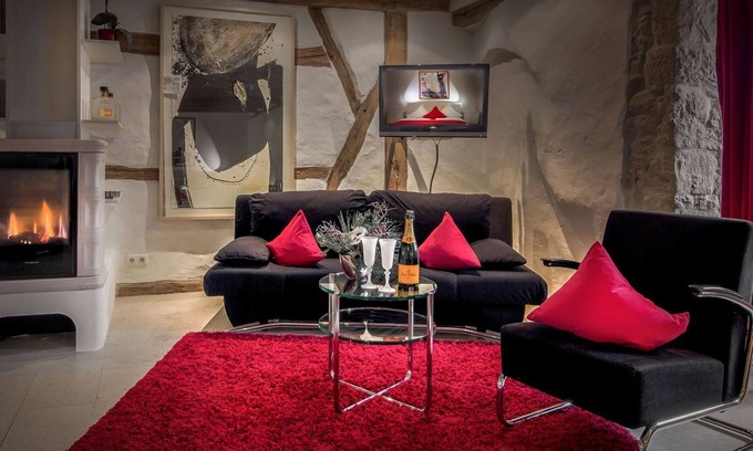 Rothenburg ob der Tauber Apartment | Cozy Studio Suite in Old City