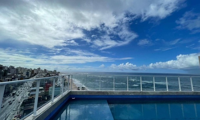 Amaralina Apartment | Cozy, safe place close to the sea. Close to restaurants and beaches.