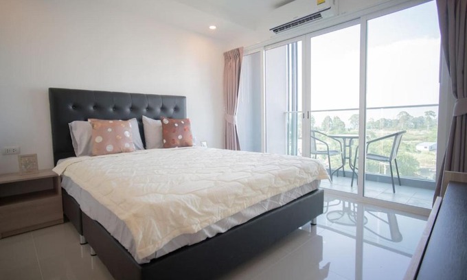 Bang Sare Apartment | Cozy SeaSaran