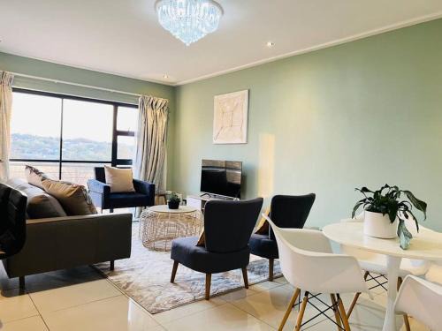 Greater Johannesburg Metropolitan Area Apartment | Cozy Self Catering Apartment with Golf Course Views, Jackal Creek Golf Estate