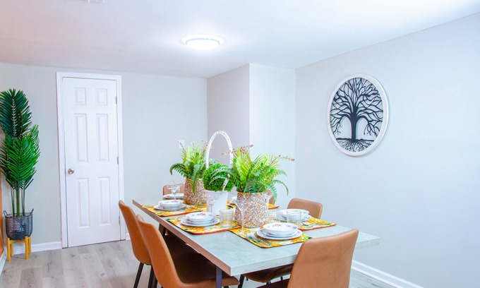 Atlanta House | Cozy, Spacious, Kings Beds, FREE Wi-Fi, FREE PKNG