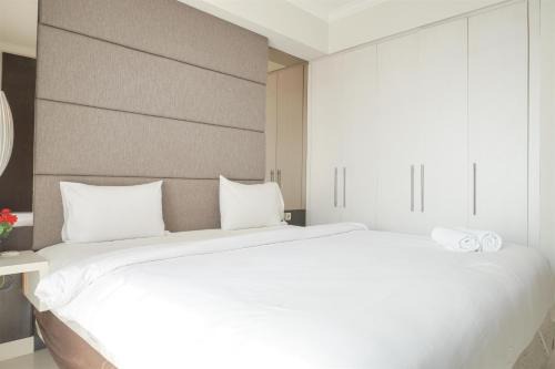 Permata Hijau Apartment | Cozy Stay and Tidy 1BR at The Bellezza Apartment By Travelio
