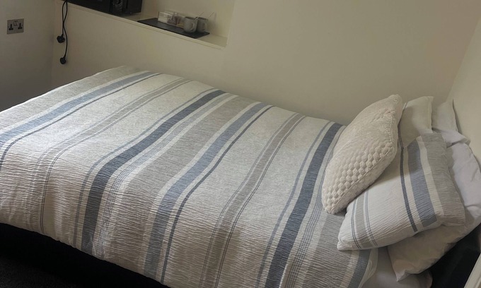 Vassall Apartment | Cozy stay with garden view