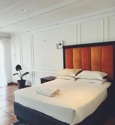 Kempton Park House | Cozy stay