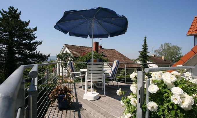 Radolfzell am Bodensee Apartment | Cozy Studio Apartment "Ingrid Heyes" with 3 DTV stars, Wi-Fi & Terrace