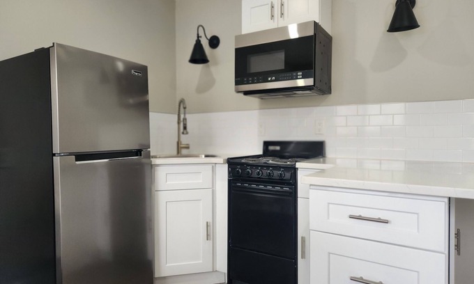 Kingwood Apartment | Cozy studio great for Long-term stays!