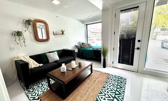 Midtown - Westport Apartment | Cozy studio in charming Kansas City with AC, WiFi