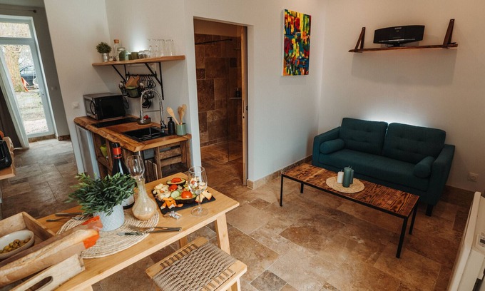 Montbarrois Cottage | Cozy studio in nature with pets allowed and private parking