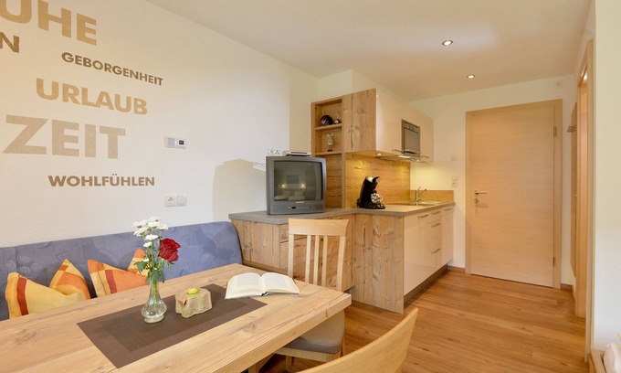 Hippach Apartment | Cozy studio with balcony, ideal for 2 people 1 parking space