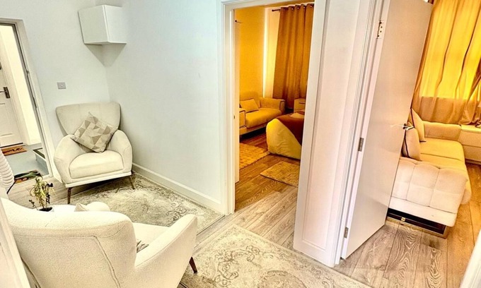 St. George's Apartment | Cozy Stylish 2bedroom Apartment incentral London near Camden King’s Cross Euston