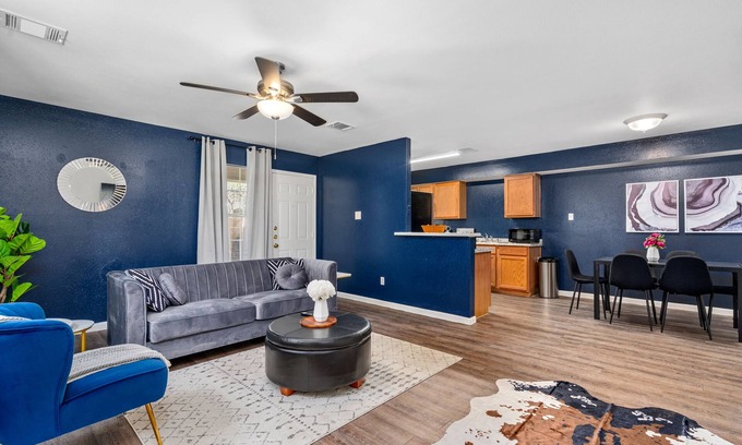Cypress Apartment | Cozy&Stylish 3BR/2BA Retreat-Pet-Friendly, Parking, In-Unit Washer/Dryer