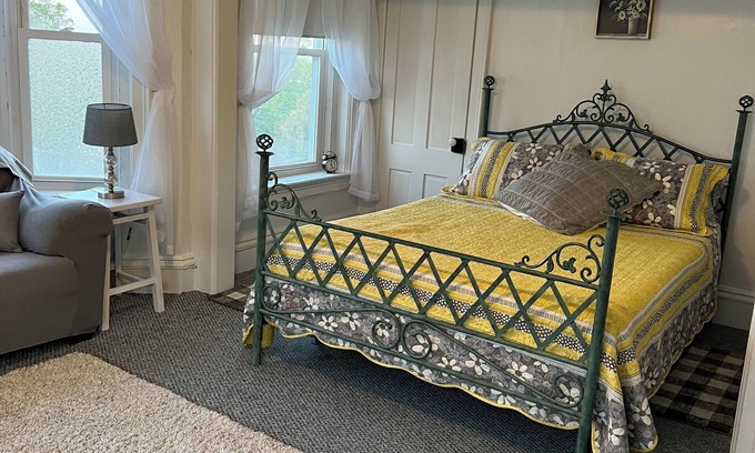 Dannemora Apartment | Cozy Suite in a shared apartment with traveling professionals.