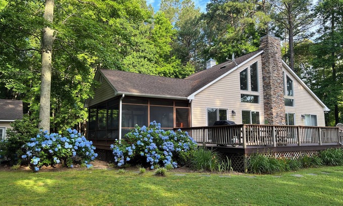 Reedville House | Cozy up for Fall at Sunrise Point. Fish and crab from private, waterfront dock!