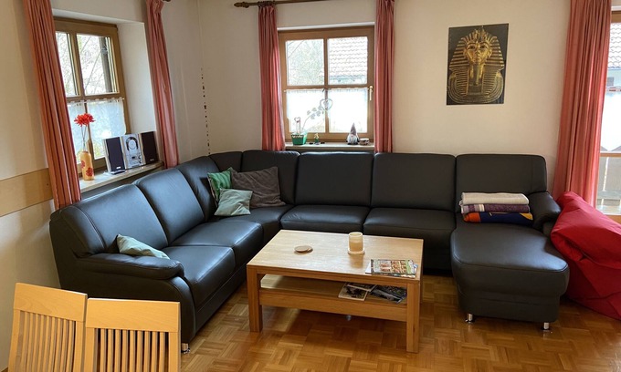 Lenggries House | Cozy vacation home in a quiet location by a stream with a view of the Brauneck.