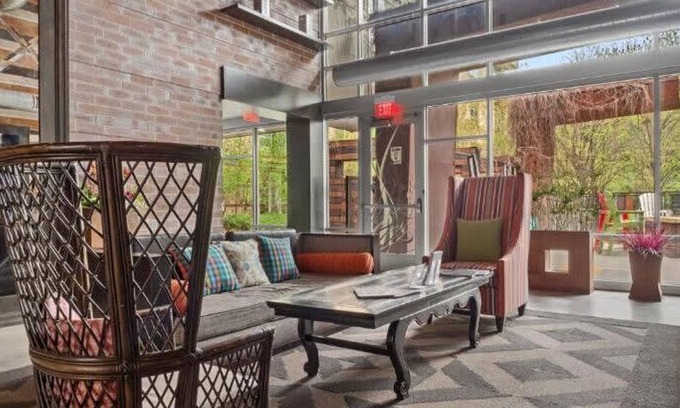 Mill District Apartment | Cozysuites Mill District Pool gym 10
