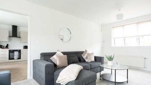 Broxburn House | Craigseaton House